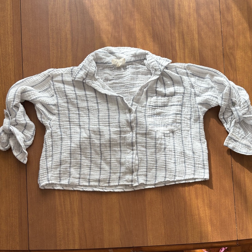 Love Notes Cropped Collared Shirt